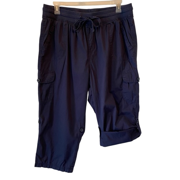 Woman Within plus size 18W Dark Blue Cargo Roll Tab pull on Capri's Pants - Picture 1 of 6